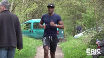 Un jogger choppé dans les bois en Ile de France