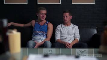 HelixStudios – Sex Therapy – Ian Levine, Tommy Defendi, Tyler Hill