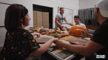 Right In Front Of My Turkey?! – Troye Dean & Logan Aarons