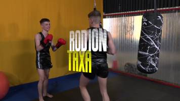 Jeunes Boxeurs en Chaleur - Titus Snow, Rodion Taxa
